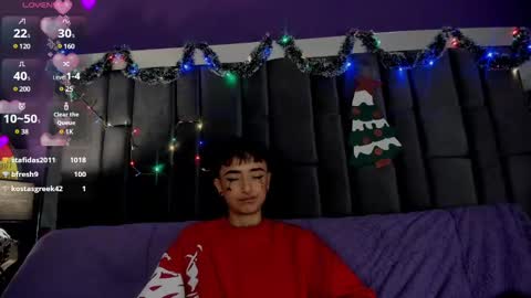 Isabella curly hair - Anastasia short hair  online show from December 4, 2024, 10:19 pm