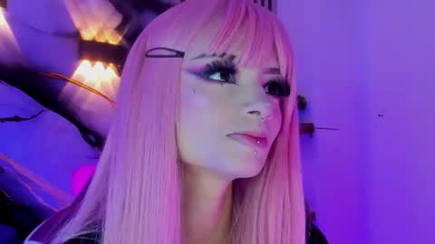 chloe_jacksonn online show from July 13, 2026, 7:27 pm