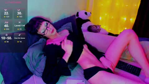 Chloe-Lorelei online show from January 20, 2025, 4:45 pm