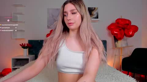 Chloe Lov GTM2 Mon Tue Thu Sat Sun 0400am - 1030m online show from February 11, 2025, 4:01 am