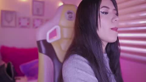 Snapshot of chloe_moonss chatting on February 23, 2026, 9:45 pm Chloe online show from February 23, 2026, 9:45 pm