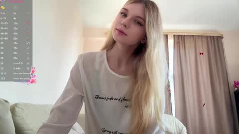 Snapshot of chloe_show chatting on June 7, 2026, 10:41 am hloe online show from June 7, 2026, 10:41 am