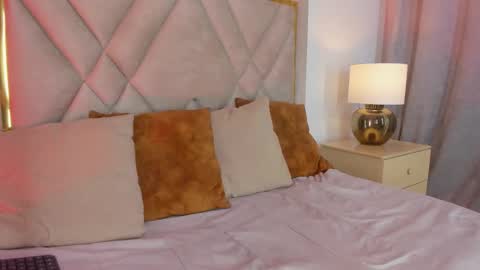 chloe_wilson7 online show from February 21, 2026, 2:23 am