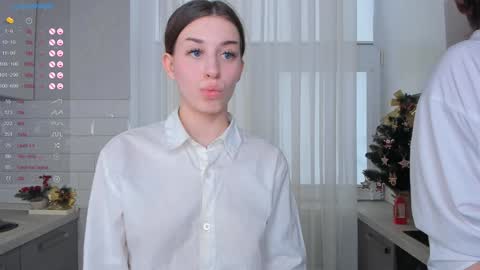 Megan and Jeniffer online show from January 12, 2025, 10:02 am