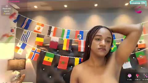 Snapshot of chloebrunnie chatting on June 25, 2026, 12:20 pm CHLOE online show from June 25, 2026, 12:20 pm
