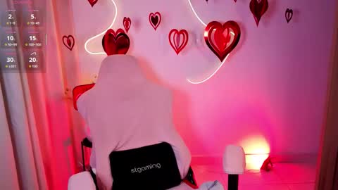 Snapshot of chloebum_ chatting on February 13, 2026, 3:19 pm Chloe online show from February 13, 2026, 3:19 pm