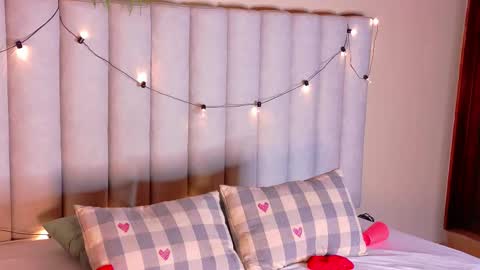 C H L O E  online show from March 2, 2026, 2:25 am