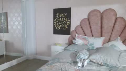 ChloeHills online show from June 10, 2026, 3:44 pm