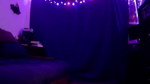 Chloekissxo online show from March 24, 2026, 1:43 am