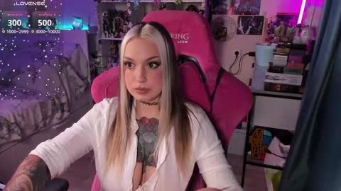 ChloeKohaku online show from December 21, 2025, 2:35 pm