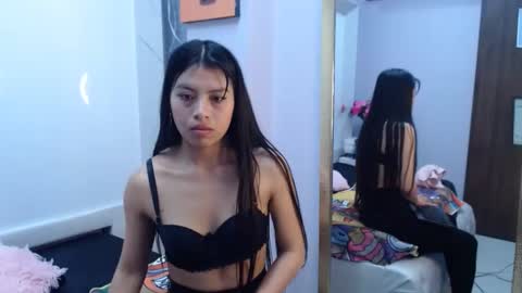 ChloeSignup For Free  Join my Fan Club online show from January 19, 2025, 2:57 am