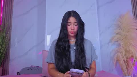 Snapshot of chlooee_ chatting on May 27, 2026, 1:57 am Chlooe online show from May 27, 2026, 1:57 am