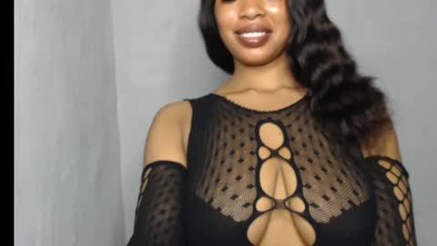 ESTHER online show from April 4, 2026, 7:39 am