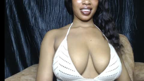 ESTHER online show from April 8, 2026, 11:48 pm