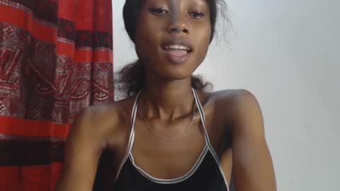 choco_petitqueen online show from December 28, 2024, 8:48 am