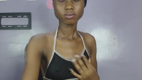 choco_petitqueen online show from January 14, 2025, 6:02 am