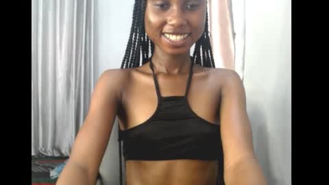 Snapshot of choco_petitqueen chatting on March 3, 2026, 9:37 am choco_petitqueen online show from March 3, 2026, 9:37 am