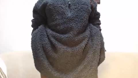 Snapshot of chocolate_desiree chatting on May 13, 2026, 8:34 am Lofti online show from May 13, 2026, 8:34 am