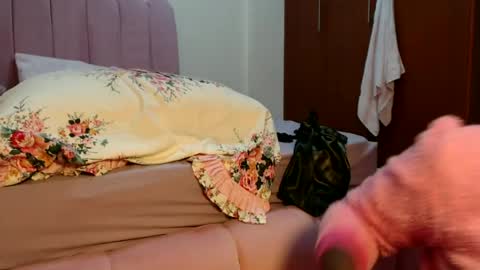 Snapshot of chocolate_desiree chatting on June 20, 2026, 8:17 am Lofti online show from June 20, 2026, 8:17 am
