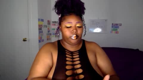 Snapshot of chocolatebunnyxx69 chatting on December 30, 2024, 5:58 am Melina online show from December 30, 2024, 5:58 am