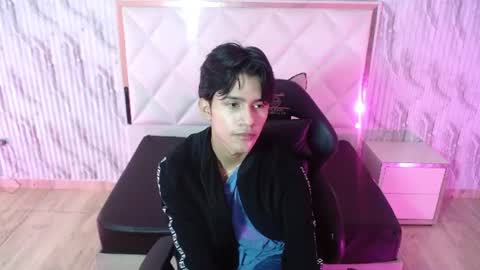 chos_tay online show from June 22, 2026, 11:18 am