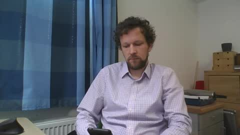 chr35is09 online show from March 5, 2025, 7:49 am