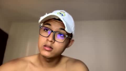 Snapshot of chriis_18 chatting on March 26, 2026, 2:44 pm Chris online show from March 26, 2026, 2:44 pm