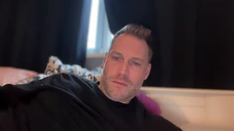 Snapshot of chris2021x chatting on December 30, 2024, 1:58 pm Chris online show from December 30, 2024, 1:58 pm