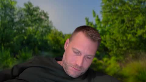 Snapshot of chris2021x chatting on January 10, 2025, 10:25 pm Chris online show from January 10, 2025, 10:25 pm