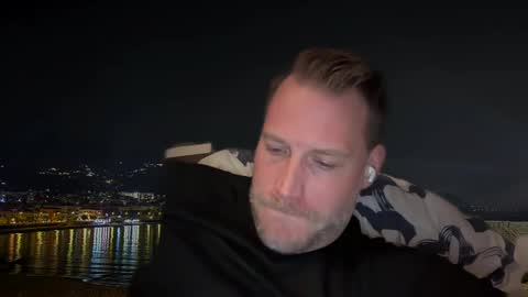 Snapshot of chris2021x chatting on February 5, 2025, 6:15 pm Chris online show from February 5, 2025, 6:15 pm