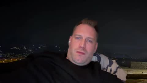 Snapshot of chris2021x chatting on February 6, 2025, 6:35 pm Chris online show from February 6, 2025, 6:35 pm