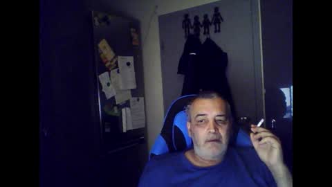 Snapshot of chris250268 chatting on June 14, 2026, 2:24 am Chris online show from June 14, 2026, 2:24 am
