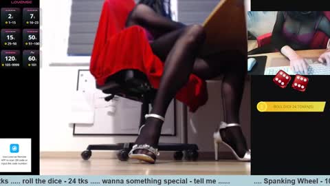 Snapshot of chris_hot73 chatting on February 5, 2026, 9:14 am Chris online show from February 5, 2026, 9:14 am