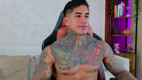 Snapshot of chris_reilly chatting on December 21, 2025, 2:57 pm chris reilly online show from December 21, 2025, 2:57 pm