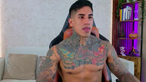 Snapshot of chris_reilly chatting on February 14, 2026, 4:04 pm chris reilly online show from February 14, 2026, 4:04 pm