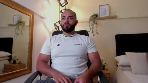 Chris Varden online show from May 21, 2026, 3:24 am