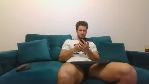 Snapshot of chrisaron chatting on March 9, 2025, 3:11 am chrisaron online show from March 9, 2025, 3:11 am