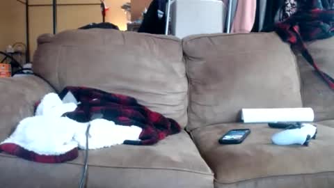 chrisintn online show from November 19, 2025, 5:02 pm