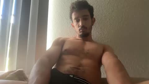 chrislover2125 online show from May 25, 2026, 6:58 pm