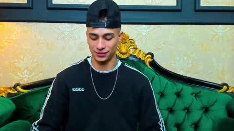 Snapshot of chrismckay_ chatting on October 27, 2025, 11:14 am Chris online show from October 27, 2025, 11:14 am