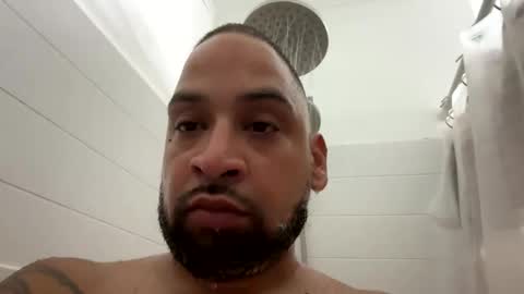 chrisr4203 online show from November 12, 2025, 12:00 am