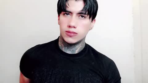 CHRIS  INDEPENT MODEL online show from September 10, 2025, 2:06 pm