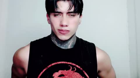 CHRIS  INDEPENT MODEL online show from September 14, 2025, 2:22 am