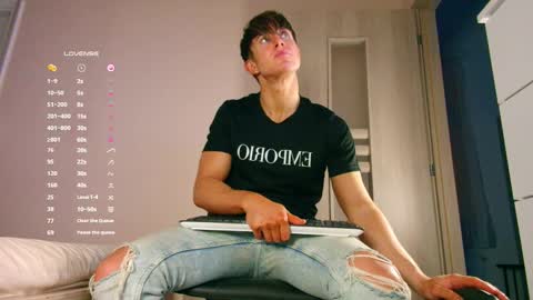 UPVOTE ME ------  ILL DO SOMETHING FOR FREE online show from December 4, 2025, 5:06 am