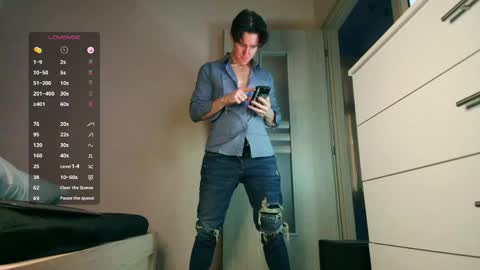 UPVOTE ME ------  ILL DO SOMETHING FOR FREE online show from April 11, 2026, 8:13 pm