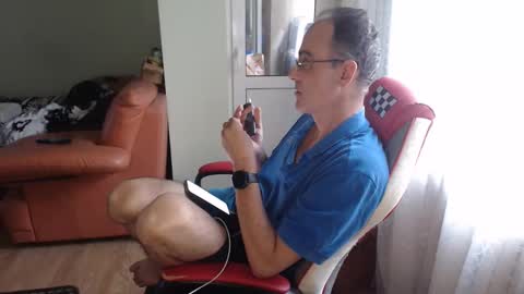 Snapshot of christiantboy chatting on May 5, 2026, 4:04 pm ChristiantBoy online show from May 5, 2026, 4:04 pm
