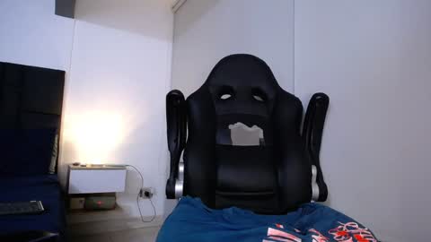 Snapshot of christianvalenzia chatting on December 15, 2024, 12:07 am Christian online show from December 15, 2024, 12:07 am