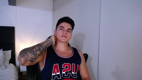 Snapshot of christianvalenzia chatting on February 10, 2025, 11:45 pm Christian online show from February 10, 2025, 11:45 pm