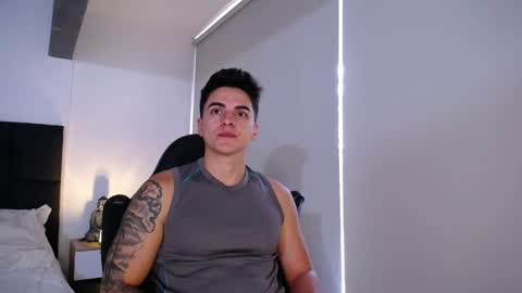 Snapshot of christianvalenzia chatting on March 12, 2025, 2:01 pm Christian online show from March 12, 2025, 2:01 pm