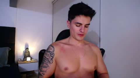 Snapshot of christianvalenzia chatting on September 10, 2025, 2:33 am Christian online show from September 10, 2025, 2:33 am